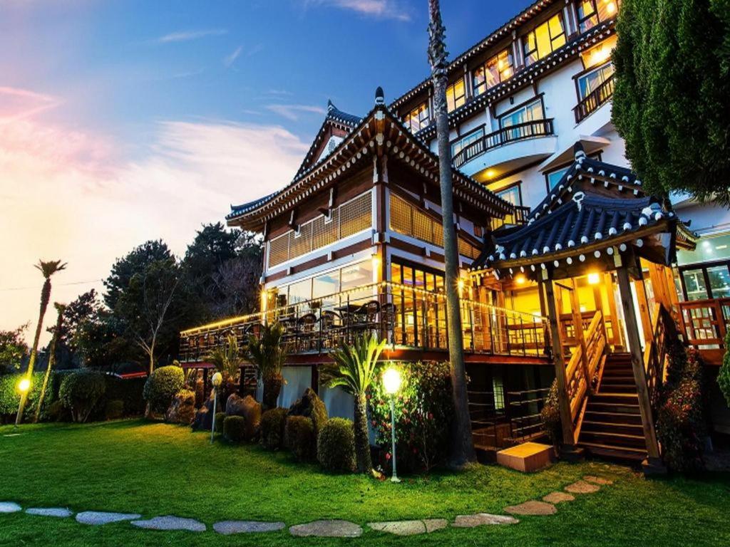 汉拏宫酒店 西归浦市 外观 照片